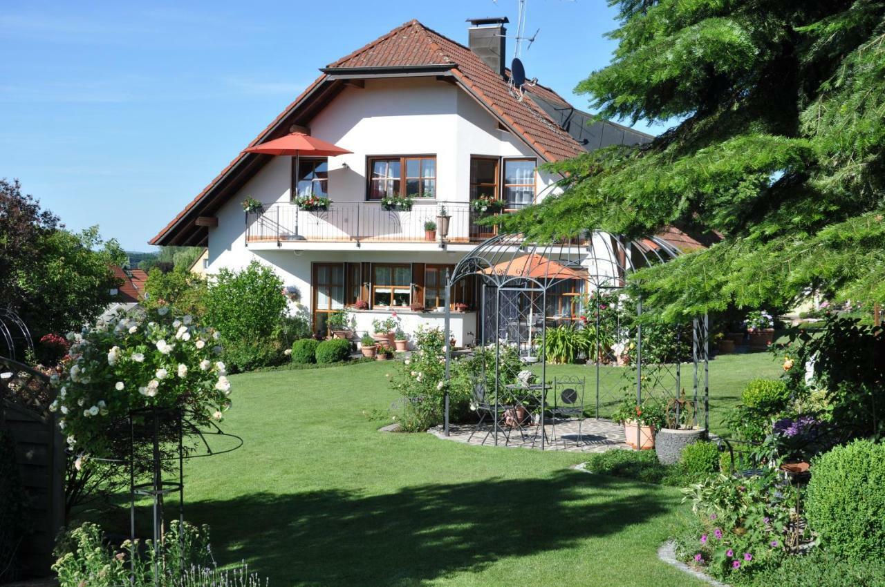Ferienwohnung Im Rosengarten Ebenweiler المظهر الخارجي الصورة